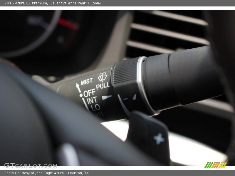 Bellanova White Pearl / Ebony 2016 Acura ILX Premium