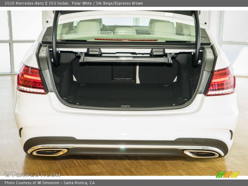Polar White / Silk Beige/Espresso Brown 2016 Mercedes-Benz E 350 Sedan