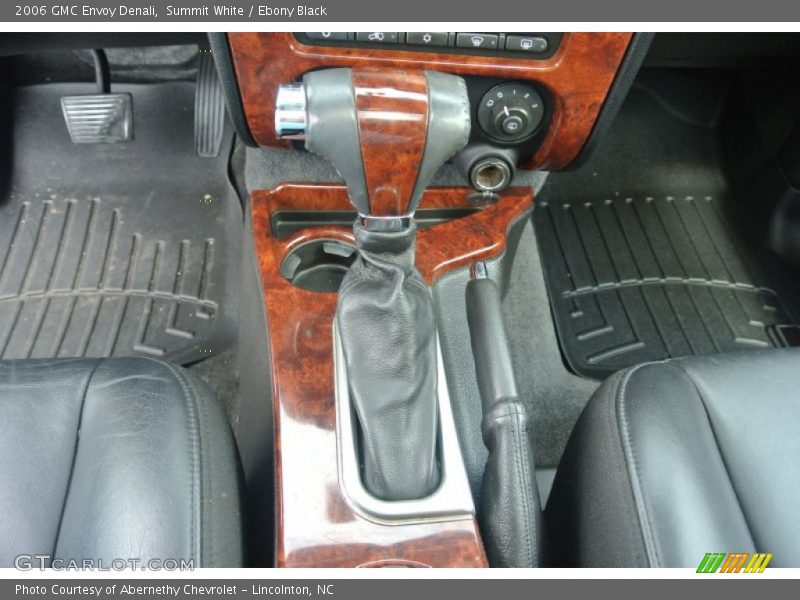 Summit White / Ebony Black 2006 GMC Envoy Denali
