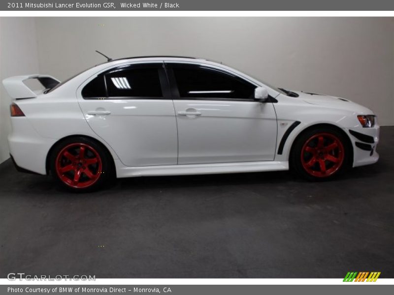 Wicked White / Black 2011 Mitsubishi Lancer Evolution GSR