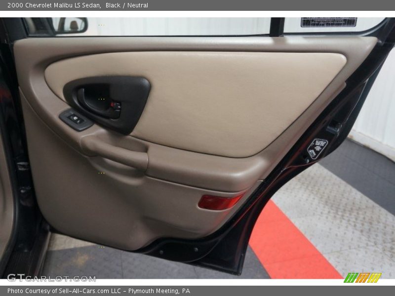 Black / Neutral 2000 Chevrolet Malibu LS Sedan
