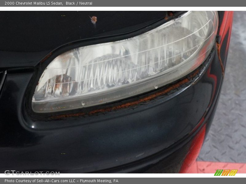 Black / Neutral 2000 Chevrolet Malibu LS Sedan