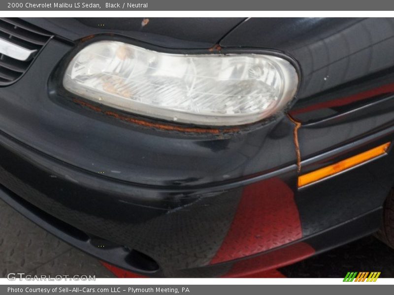 Black / Neutral 2000 Chevrolet Malibu LS Sedan