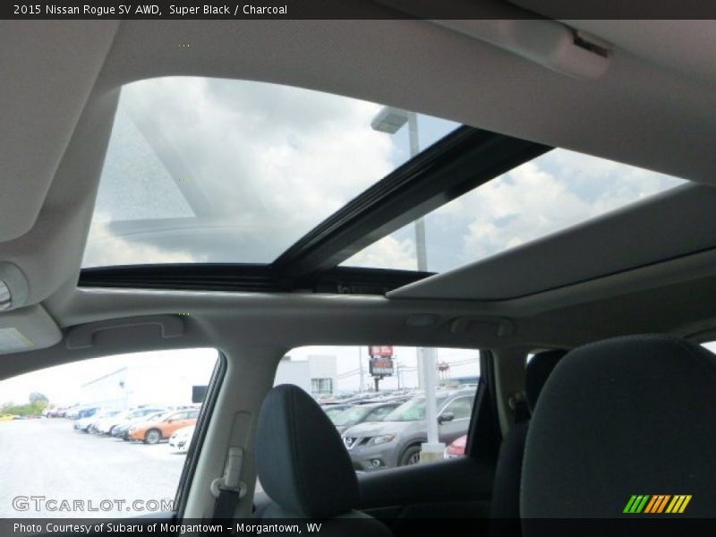 Super Black / Charcoal 2015 Nissan Rogue SV AWD