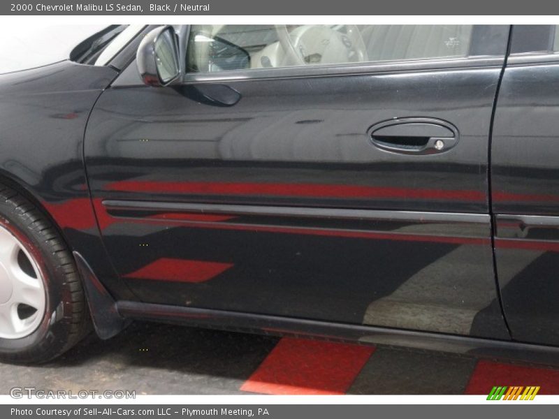 Black / Neutral 2000 Chevrolet Malibu LS Sedan