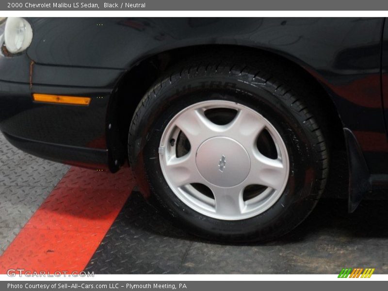 Black / Neutral 2000 Chevrolet Malibu LS Sedan