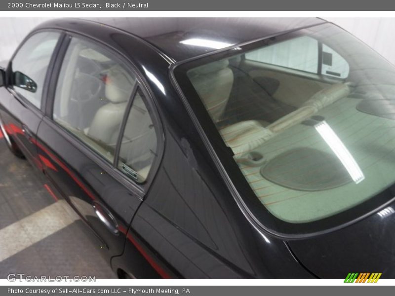 Black / Neutral 2000 Chevrolet Malibu LS Sedan