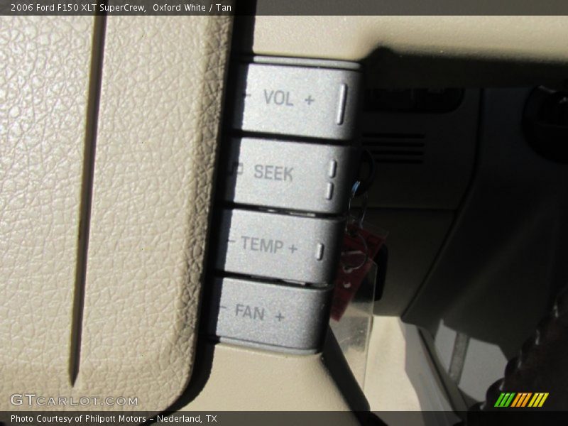 Oxford White / Tan 2006 Ford F150 XLT SuperCrew