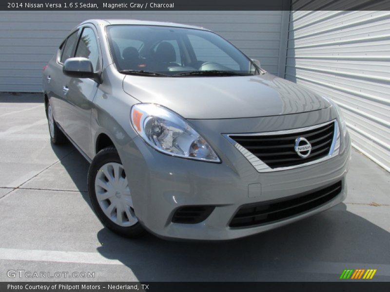 Magnetic Gray / Charcoal 2014 Nissan Versa 1.6 S Sedan