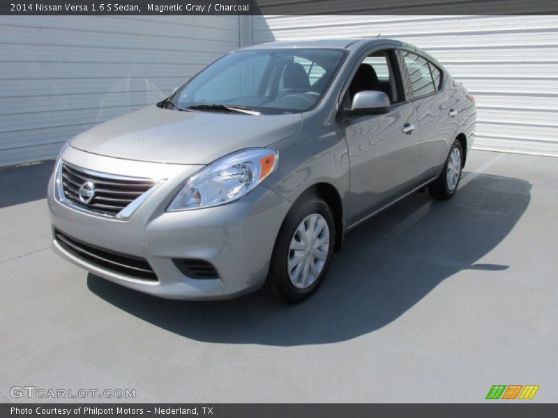 Magnetic Gray / Charcoal 2014 Nissan Versa 1.6 S Sedan