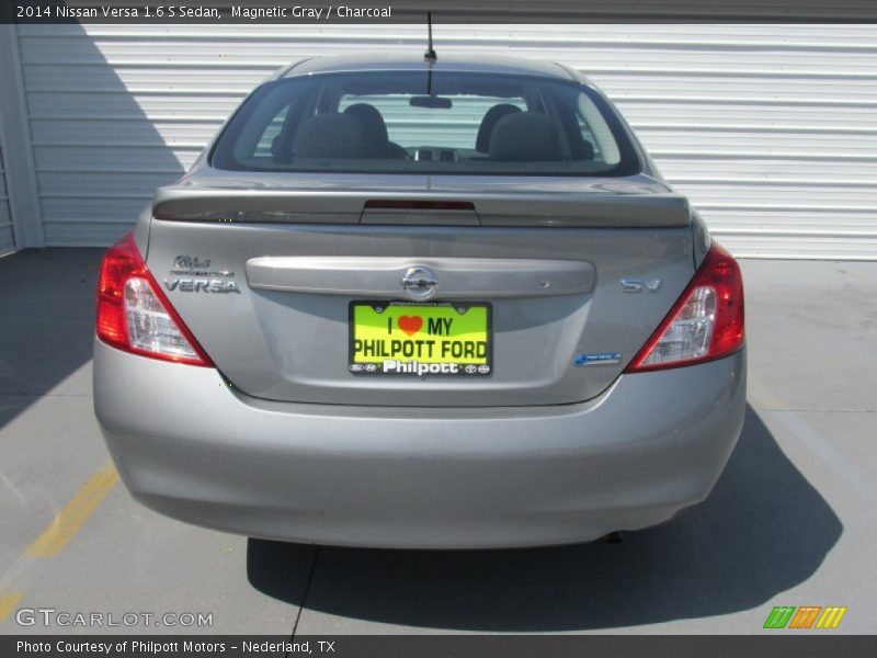 Magnetic Gray / Charcoal 2014 Nissan Versa 1.6 S Sedan
