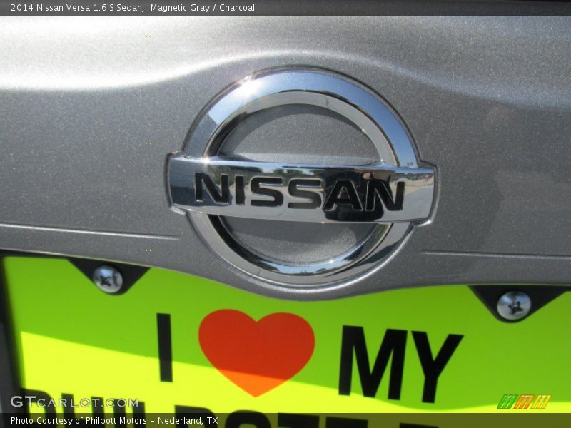 Magnetic Gray / Charcoal 2014 Nissan Versa 1.6 S Sedan