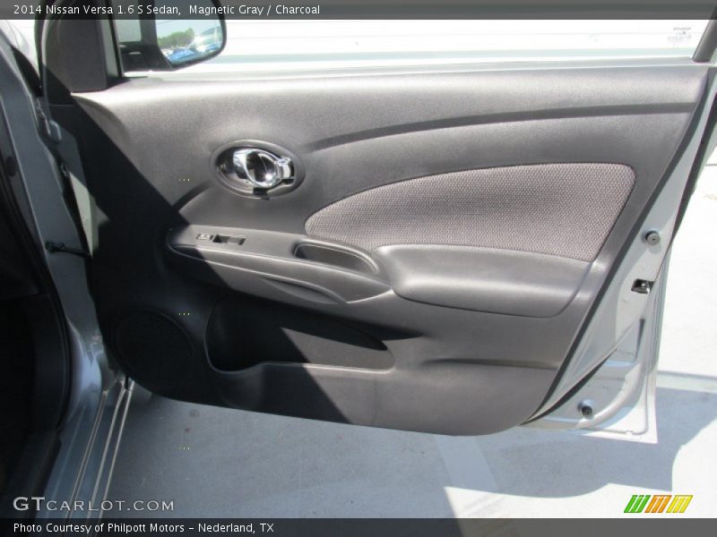 Magnetic Gray / Charcoal 2014 Nissan Versa 1.6 S Sedan