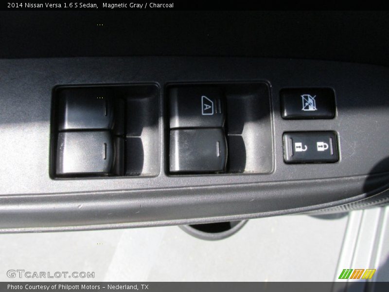 Magnetic Gray / Charcoal 2014 Nissan Versa 1.6 S Sedan