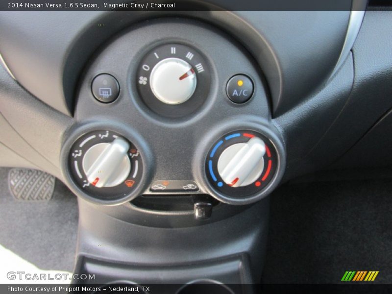 Magnetic Gray / Charcoal 2014 Nissan Versa 1.6 S Sedan