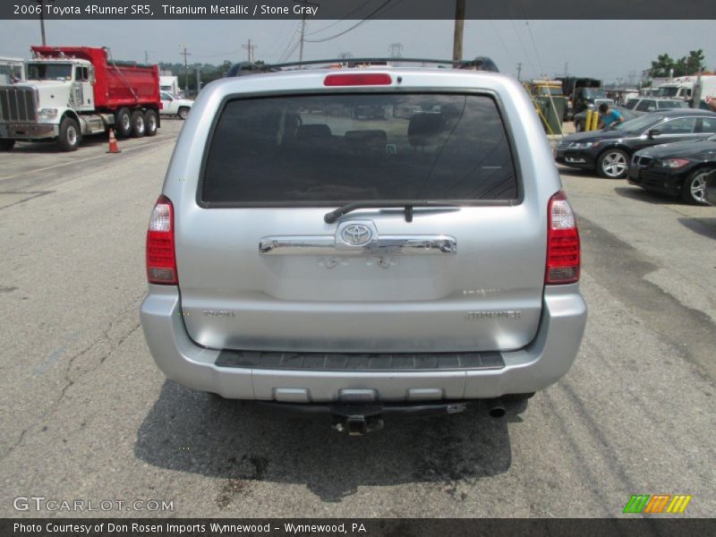 Titanium Metallic / Stone Gray 2006 Toyota 4Runner SR5