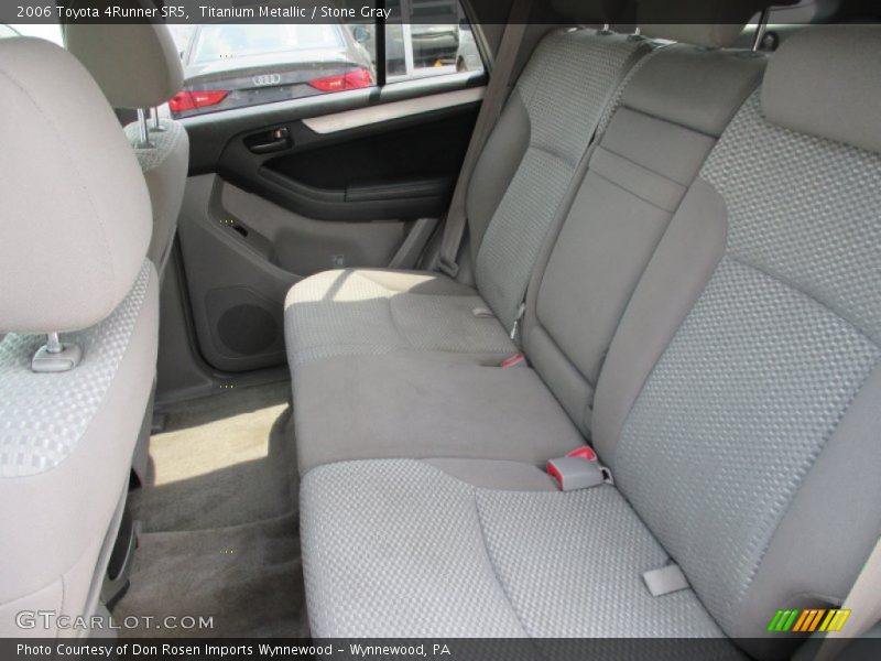 Titanium Metallic / Stone Gray 2006 Toyota 4Runner SR5