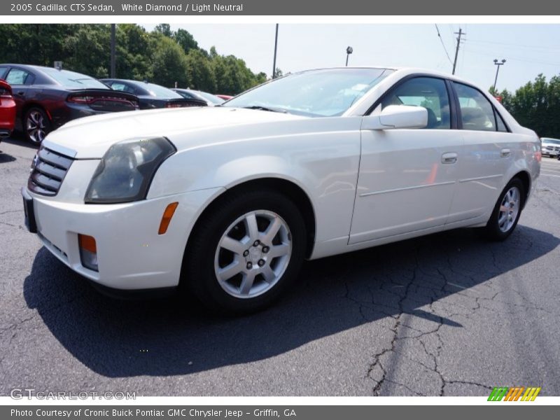 White Diamond / Light Neutral 2005 Cadillac CTS Sedan