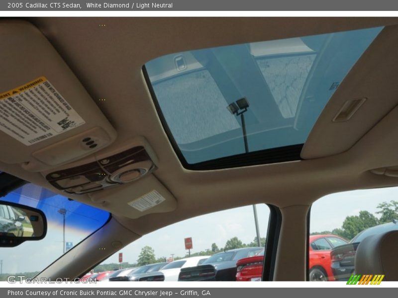 White Diamond / Light Neutral 2005 Cadillac CTS Sedan