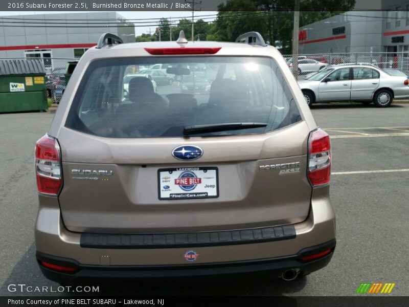 Burnished Bronze Metallic / Black 2016 Subaru Forester 2.5i