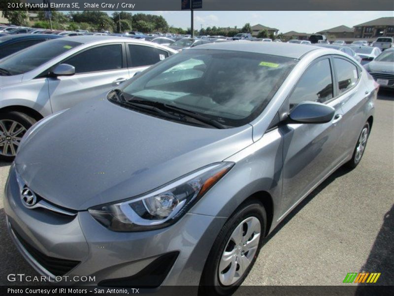 Shale Gray / Gray 2016 Hyundai Elantra SE