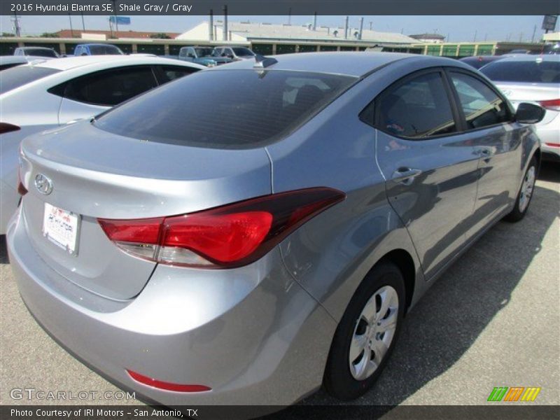 Shale Gray / Gray 2016 Hyundai Elantra SE