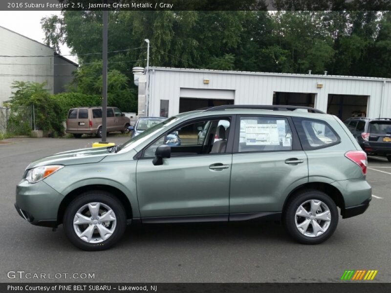 Jasmine Green Metallic / Gray 2016 Subaru Forester 2.5i