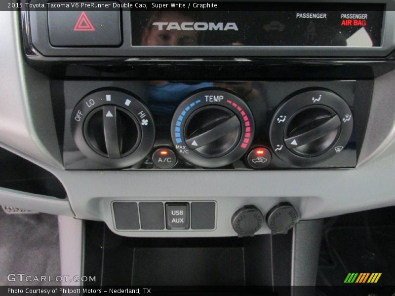 Super White / Graphite 2015 Toyota Tacoma V6 PreRunner Double Cab