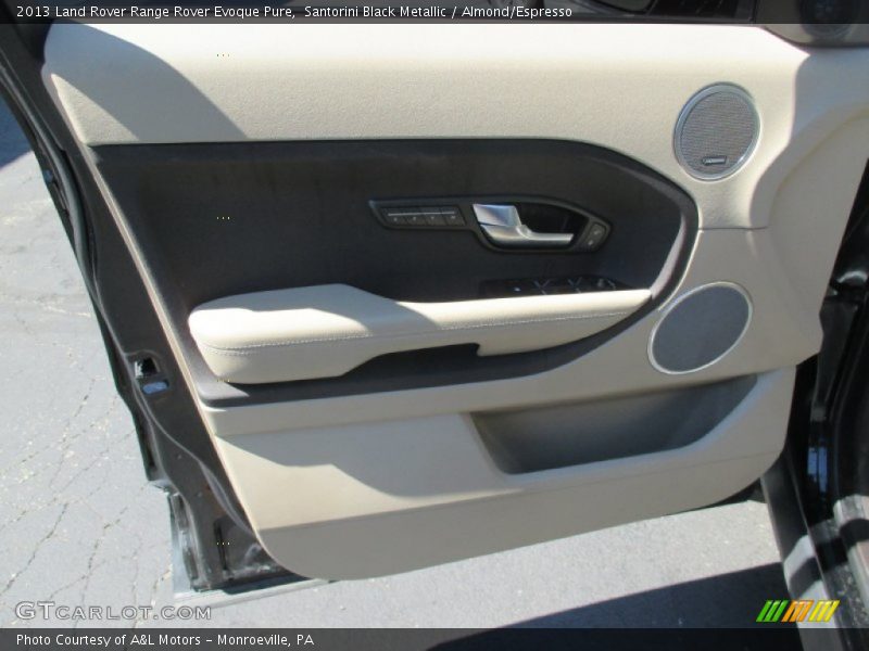 Santorini Black Metallic / Almond/Espresso 2013 Land Rover Range Rover Evoque Pure