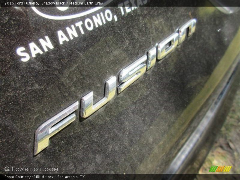 Shadow Black / Medium Earth Gray 2016 Ford Fusion S