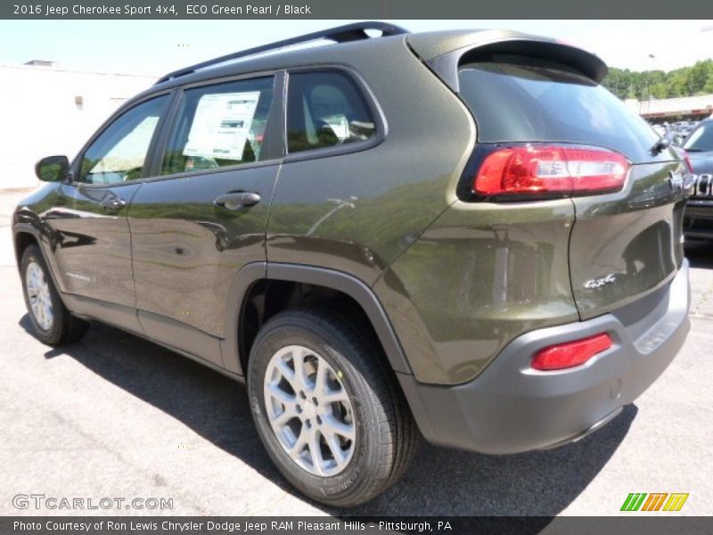 ECO Green Pearl / Black 2016 Jeep Cherokee Sport 4x4