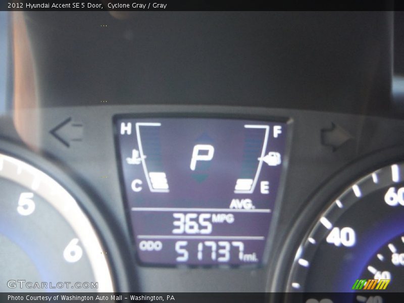Cyclone Gray / Gray 2012 Hyundai Accent SE 5 Door