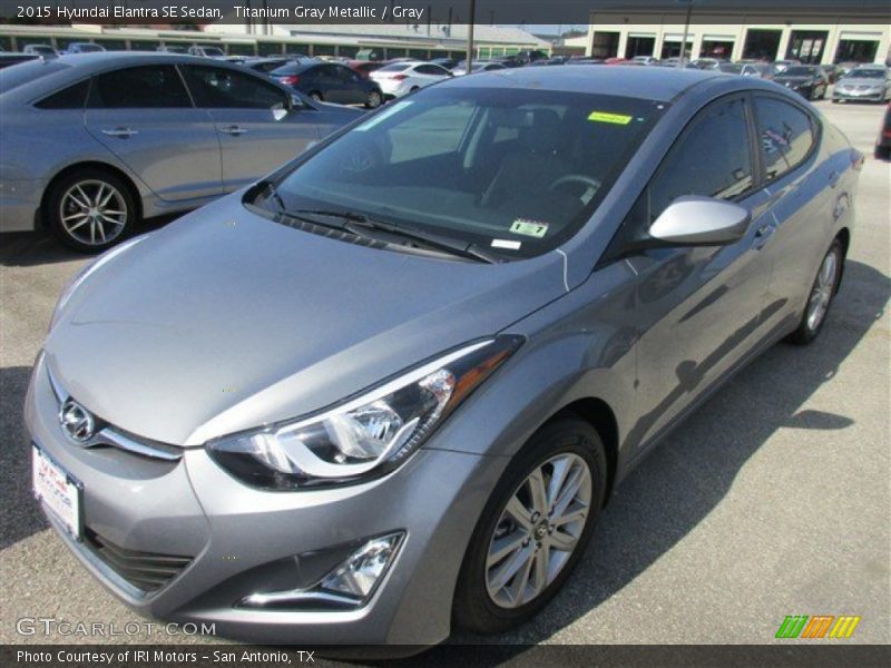 Titanium Gray Metallic / Gray 2015 Hyundai Elantra SE Sedan