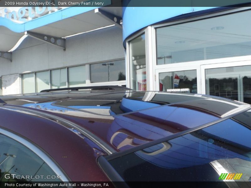 Dark Cherry Pearl / Ivory 2009 Honda Odyssey EX-L