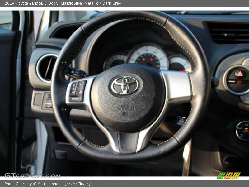 Classic Silver Metallic / Dark Gray 2014 Toyota Yaris SE 5 Door