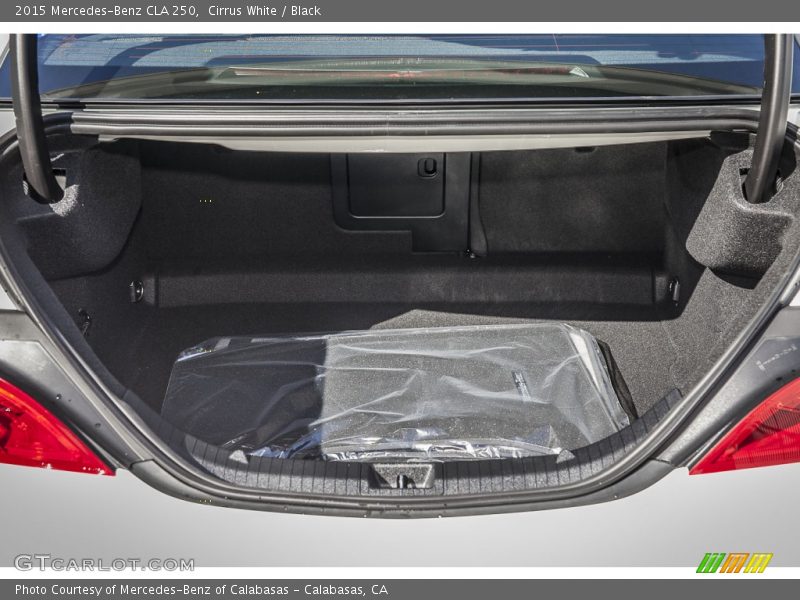Cirrus White / Black 2015 Mercedes-Benz CLA 250