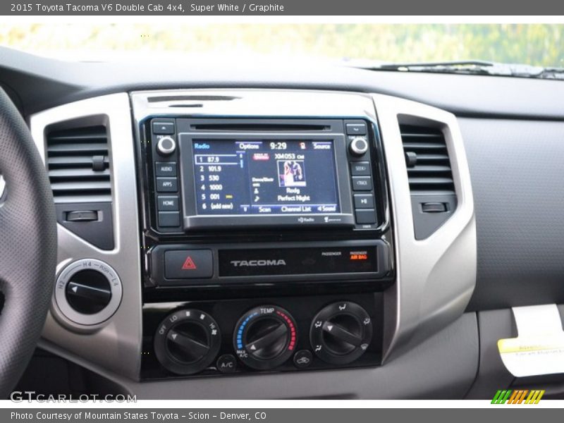 Super White / Graphite 2015 Toyota Tacoma V6 Double Cab 4x4
