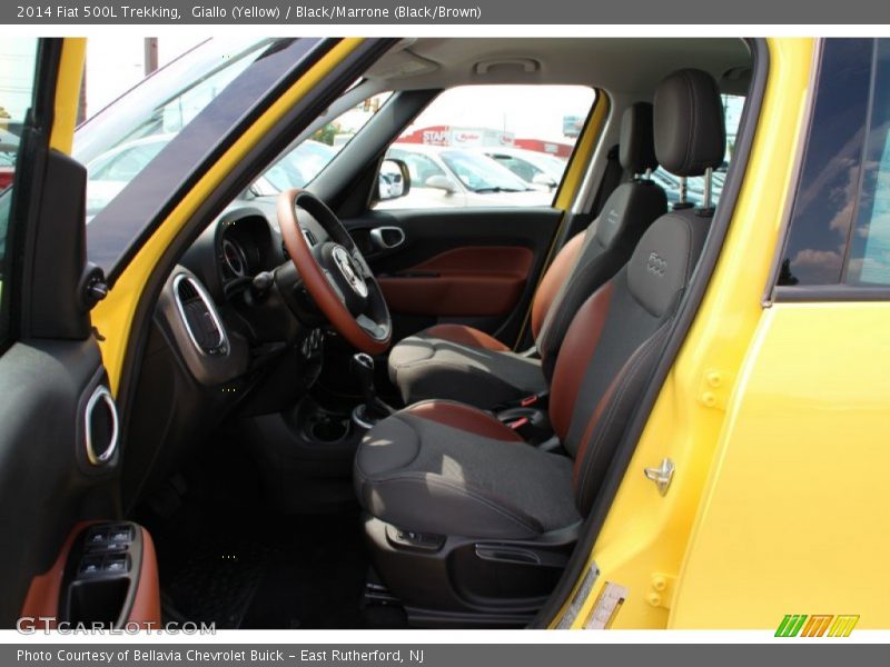  2014 500L Trekking Black/Marrone (Black/Brown) Interior