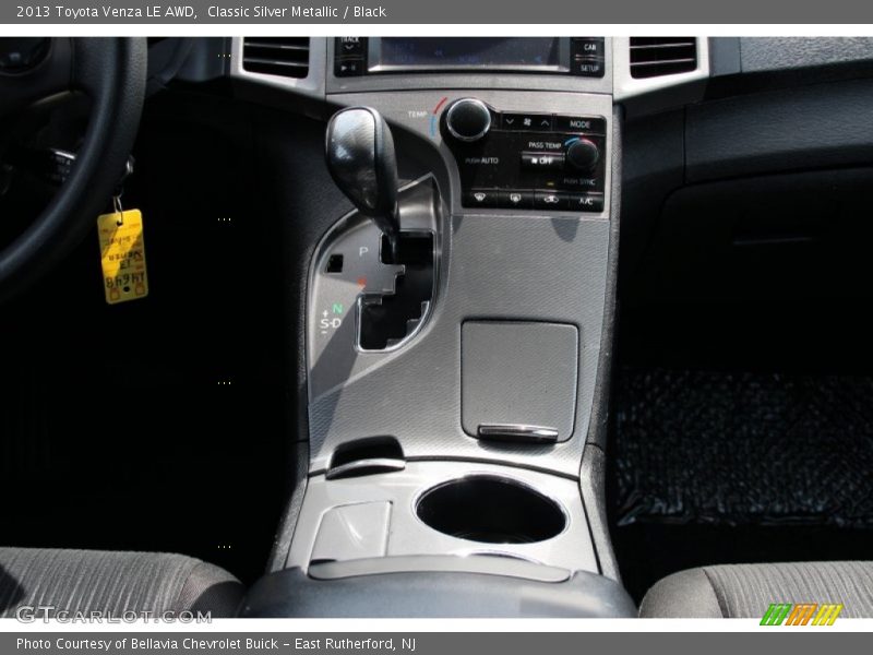 Classic Silver Metallic / Black 2013 Toyota Venza LE AWD