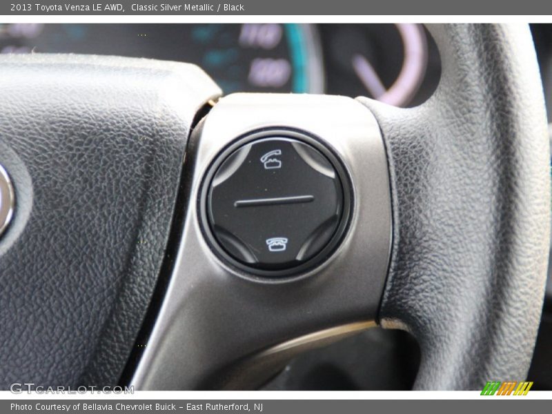 Classic Silver Metallic / Black 2013 Toyota Venza LE AWD