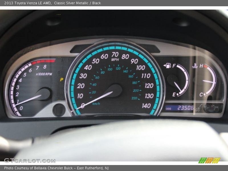 Classic Silver Metallic / Black 2013 Toyota Venza LE AWD