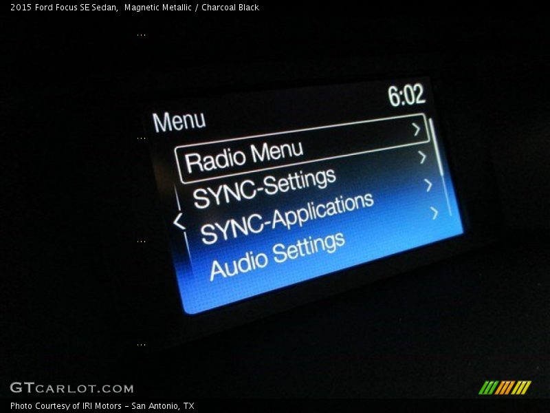 Magnetic Metallic / Charcoal Black 2015 Ford Focus SE Sedan