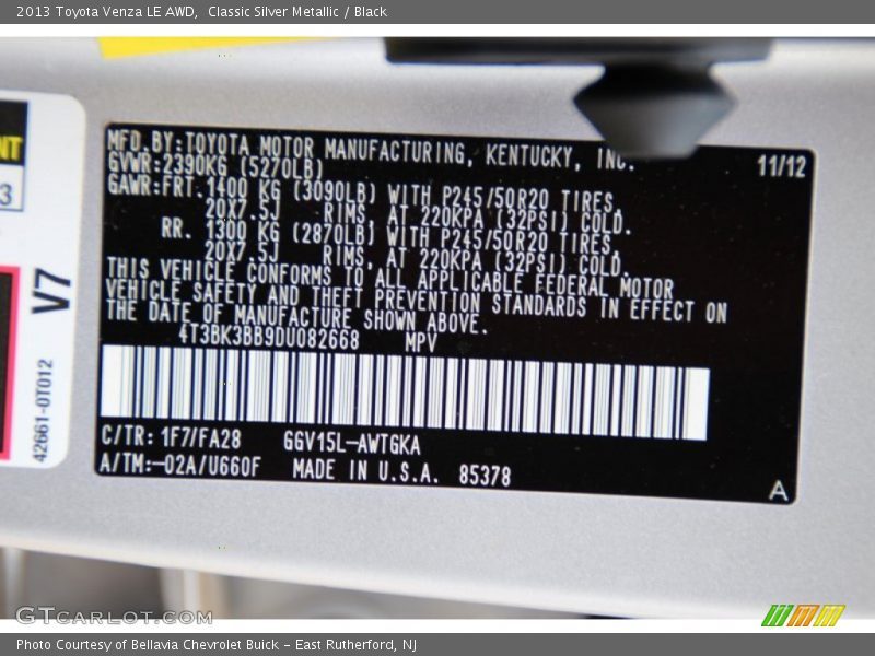 Classic Silver Metallic / Black 2013 Toyota Venza LE AWD