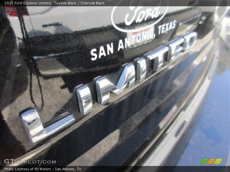 Tuxedo Black / Charcoal Black 2015 Ford Explorer Limited