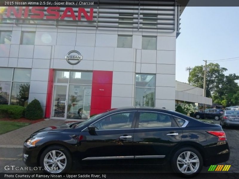 Super Black / Charcoal 2015 Nissan Altima 2.5 SV