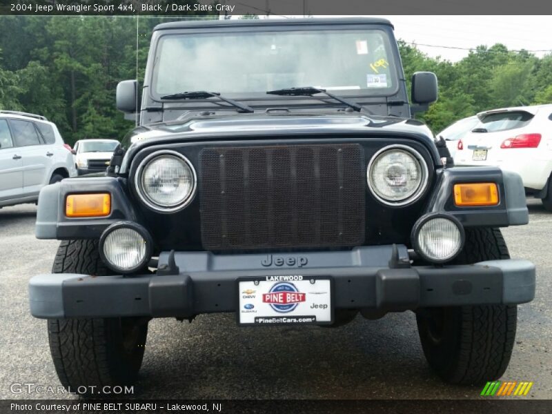 Black / Dark Slate Gray 2004 Jeep Wrangler Sport 4x4