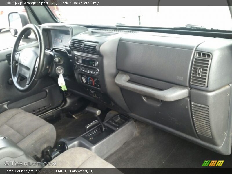 Black / Dark Slate Gray 2004 Jeep Wrangler Sport 4x4