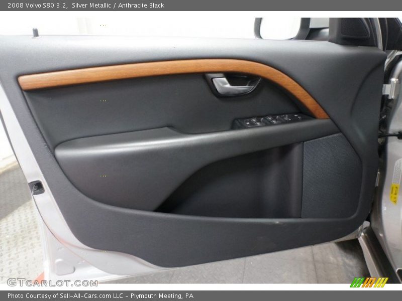 Silver Metallic / Anthracite Black 2008 Volvo S80 3.2