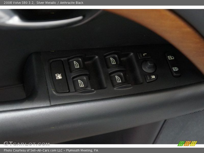 Silver Metallic / Anthracite Black 2008 Volvo S80 3.2
