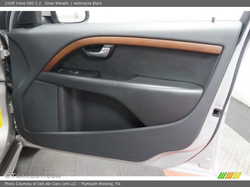 Silver Metallic / Anthracite Black 2008 Volvo S80 3.2